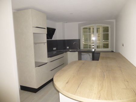 Location Appartement 2 pièces 95m² LE PUY EN VELAY 43000 - Photo 5