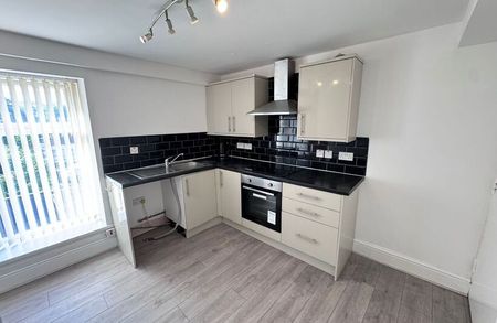 145a Redlam, Blackburn. LANCS. BB2 1XB - Photo 5