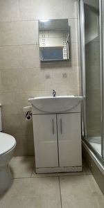 1 Bed Flat, Homerton High Street, E9 - Photo 4