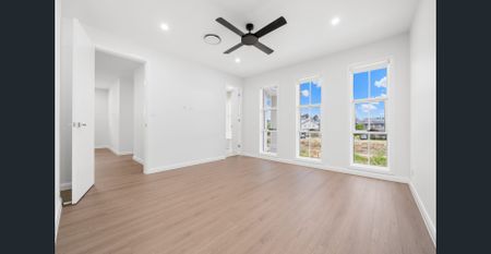 Spacious Brand New Family Home in Gables - Photo 5