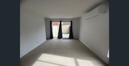 Light Filled Luxury! - Photo 3