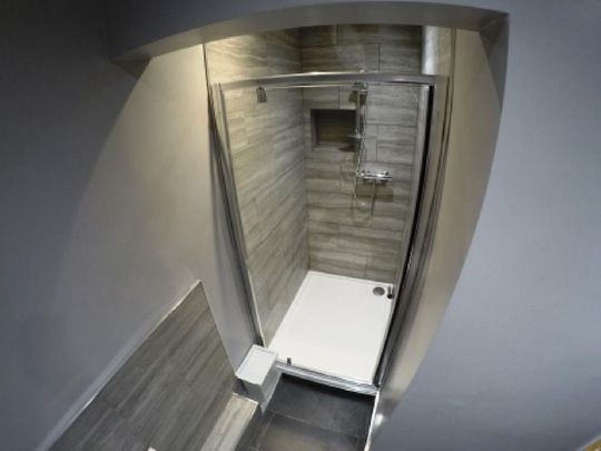 6 bedroom house to rent - Photo 1