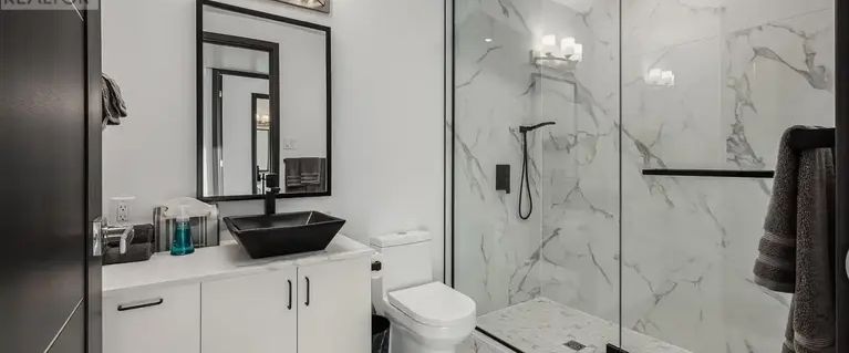 221 - 150 MARKETPLACE AVENUE | 221 - 150 MARKETPLACE AVENUE, Ottawa - Photo 1