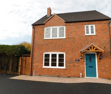 3 bedroom detached to let - Photo 1