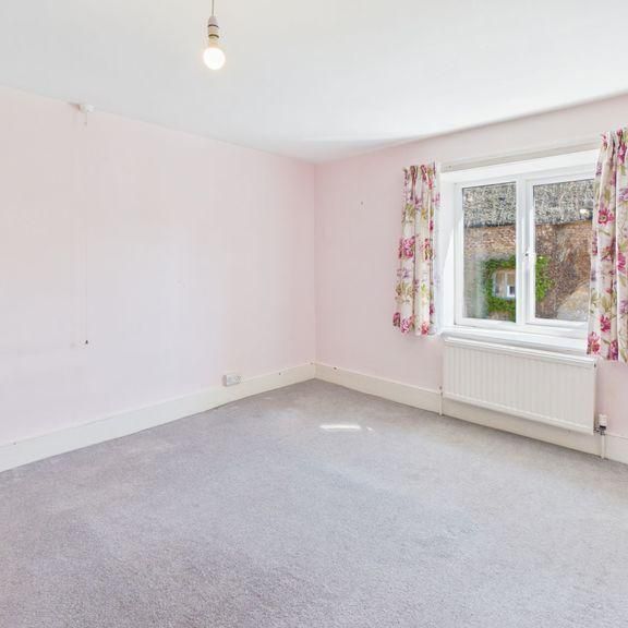 2 bedroom cottage to rent - Photo 1