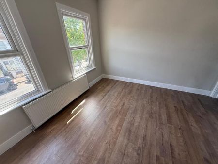 1 bedroom semi-detached house to rent - Photo 3