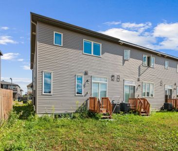 For Lease - 2477 Waterlilly Way, Barrhaven, Ontario - Photo 5