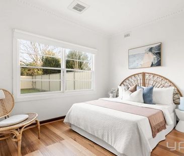 Sophisticated Charm, South Side Werribee - A Rare Find! - Photo 5