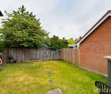 1 bedroom Flat - WINCH CLOSE, CODICOTE. - Photo 5