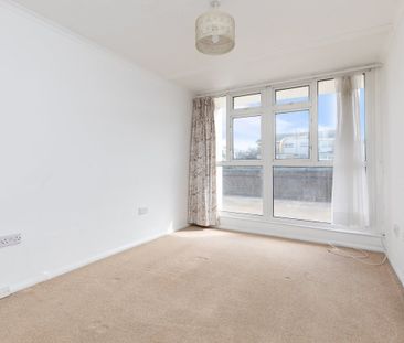 Pacific Court - Photo 5