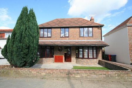 3 bedroom detached house to rent - Photo 5
