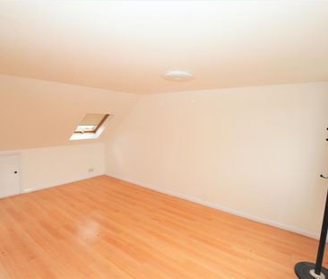 4 bedroom terraced house to rent - Photo 2