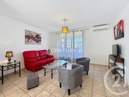 Location Appartement 3 pièces 70m² AUBAGNE 13400 - Photo 2