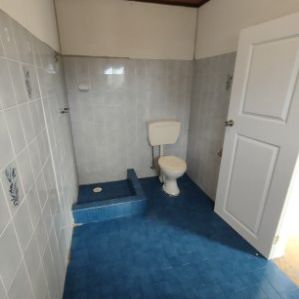 9A Lake Entrance Road, Oak Flats NSW 2529 - House For Rent | Domain - Photo 1