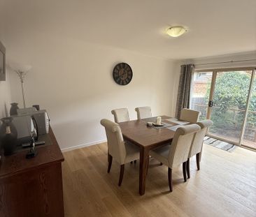2/54 Paul Coe Crescent, Ngunnawal ACT 2913 - Townhouse For Rent | D... - Photo 2