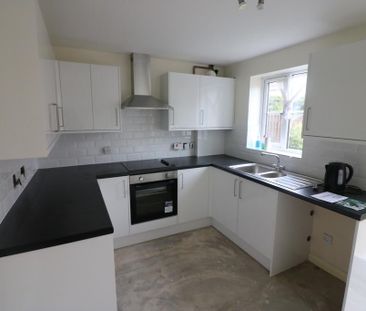 2 bedroom semi-detached house to rent - Photo 1