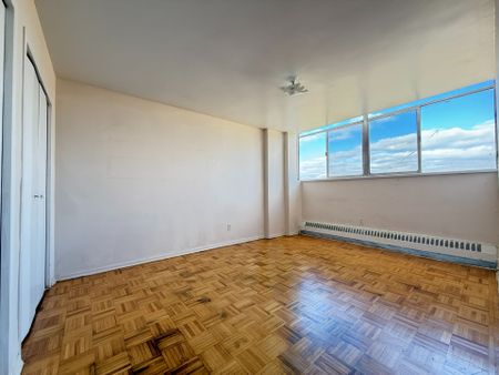For Lease - 500 Dawes Road Unit# 419, Toronto, Ontario - Photo 3