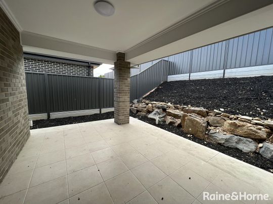 4 Bedroom Family Home! - Photo 1