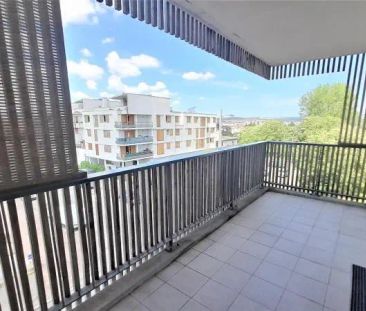 Appartement à louer 4 pièces 104.03m² - Photo 1