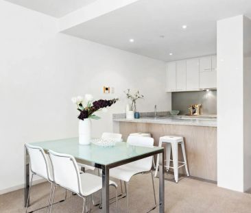 Stunning oversized apartment in a peaceful pocket of Richmond! - Photo 5