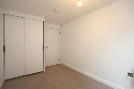 The Railings, Middlewood Locks - Photo 4