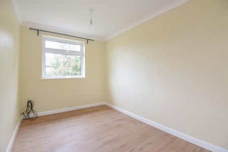 3 bedroom townhouse to rent - Photo 2