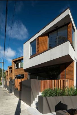 Welcome to Sharella Living - Photo 1