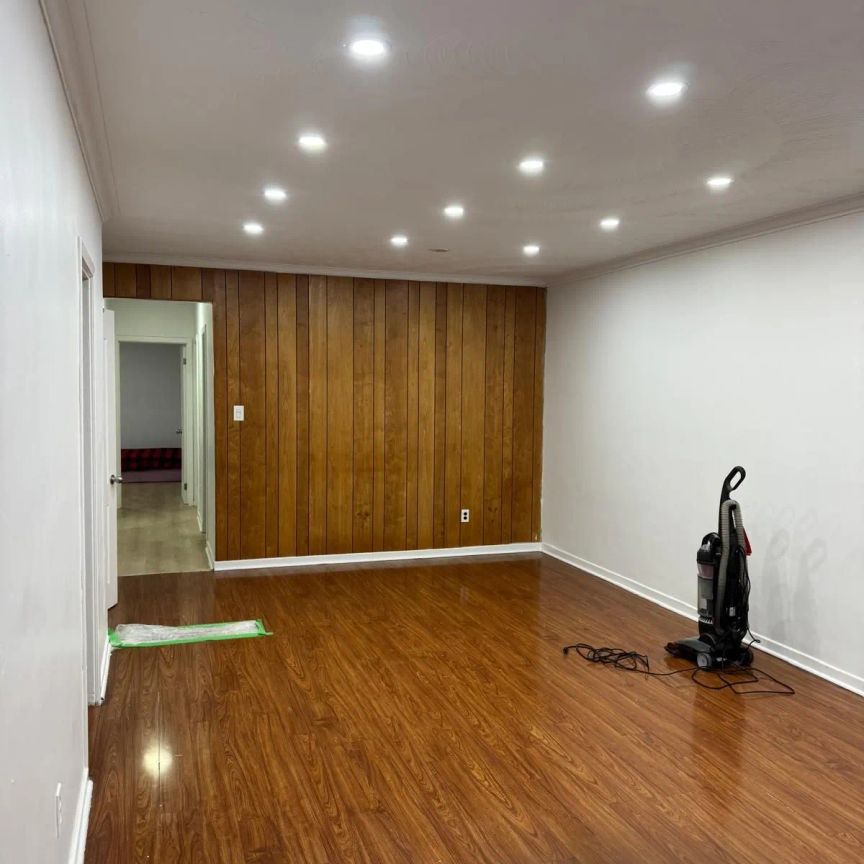 43 Aloma Crescent - Photo 1