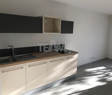 Location Appartement 2 pièces 42m² SETE 34200 - Photo 2