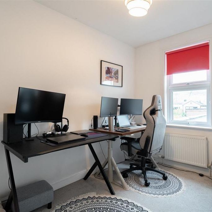 2 bedroom terraced house to rent - Photo 1