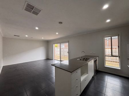 High-End Rental Opportunity: Feature Executive Home - Photo 5