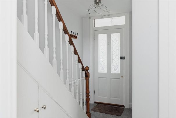 2 bedroom house to rent - Photo 1