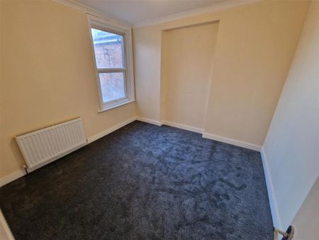 3 bedroom house to rent - Photo 2