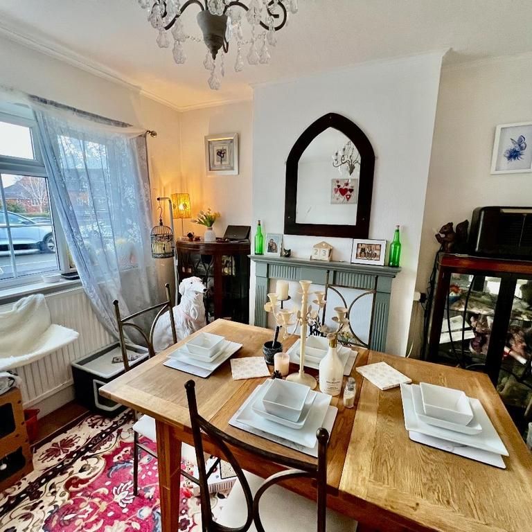 3 bedroom end of terrace house to rent - Photo 1