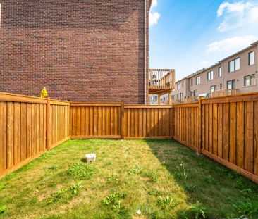 For Lease - 15 Arcola Street, Brampton, Ontario - Photo 6