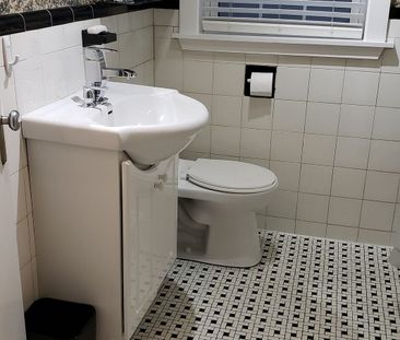 For Lease - 2674 Lake Shore Boulevard, Toronto, Ontario - Photo 1