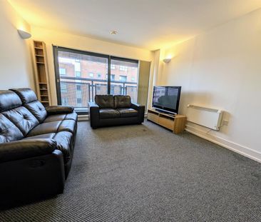 10E Moss Street, City Centre, L6 - Photo 3