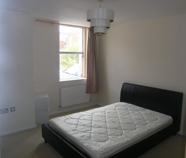 The Gallery, Swindon, Leicester Street - Photo 3