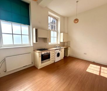 1 bedroom flat to rent - Photo 2