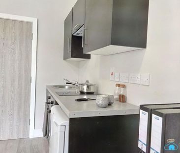 1 bedroom flat to rent - Photo 4