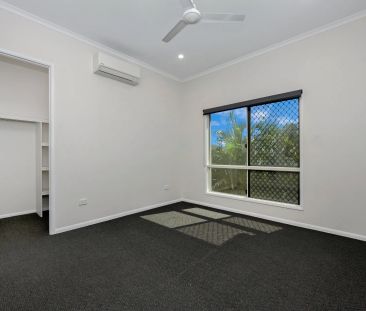 Bushland Beach Beauty - Photo 2