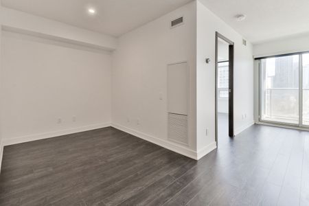 For Lease - 19 Bathurst Street Unit# 1107, Toronto, Ontario - Photo 2