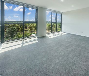 Amazing Two Bedroom Apartment in Lyneham - Photo 1