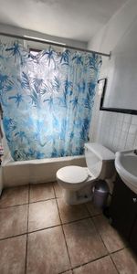 À louer – Grand 4½ disponible pour juillet Van Horne, Cote des Neiges - Photo 4
