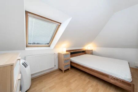 Jedinečný mezonet 3+kk+šatna v žádané čtvrti Mladé Boleslavi. - Photo 5