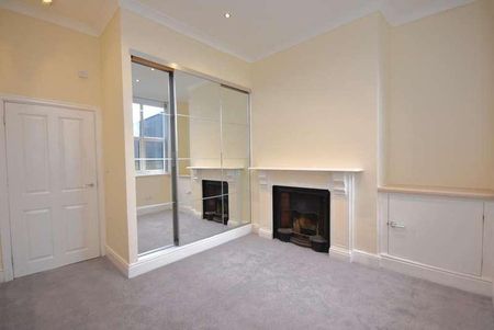 Ground Floor Flat Front, Victoria Road, Penarth, CF64 - Photo 4