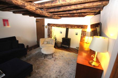3 bedroom cottage to rent - Photo 2