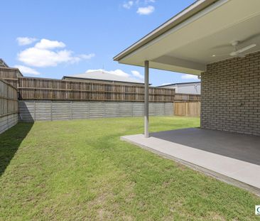 New Modern Four Bedroom Home - Huge Yard! - Photo 6