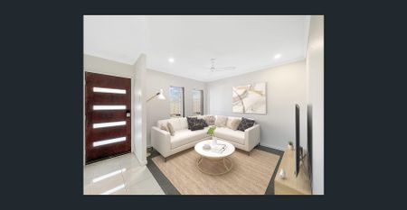 Modern Family Living in the Heart of Palmview - Photo 3