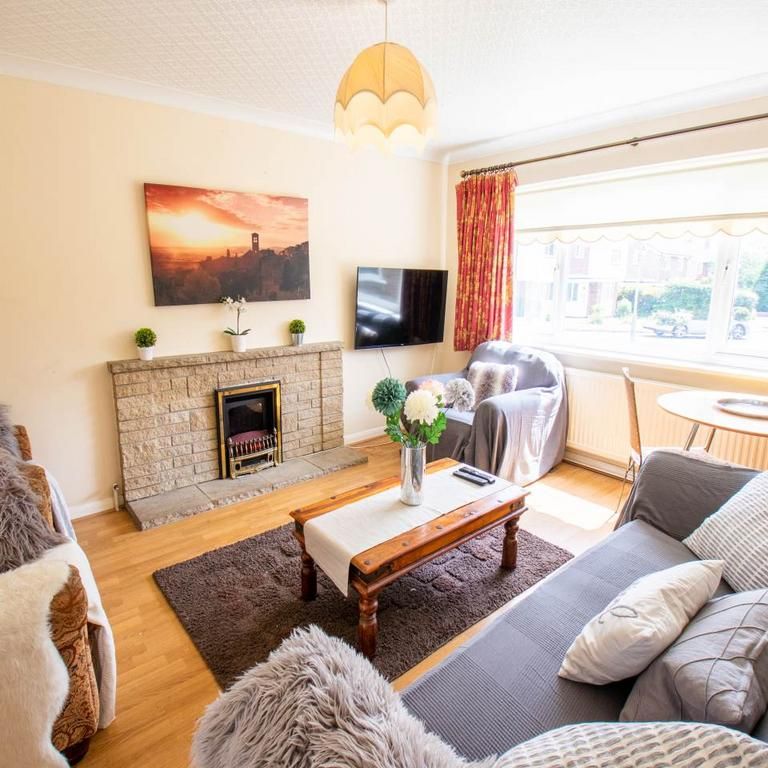 5 bedroom house to rent - Photo 1